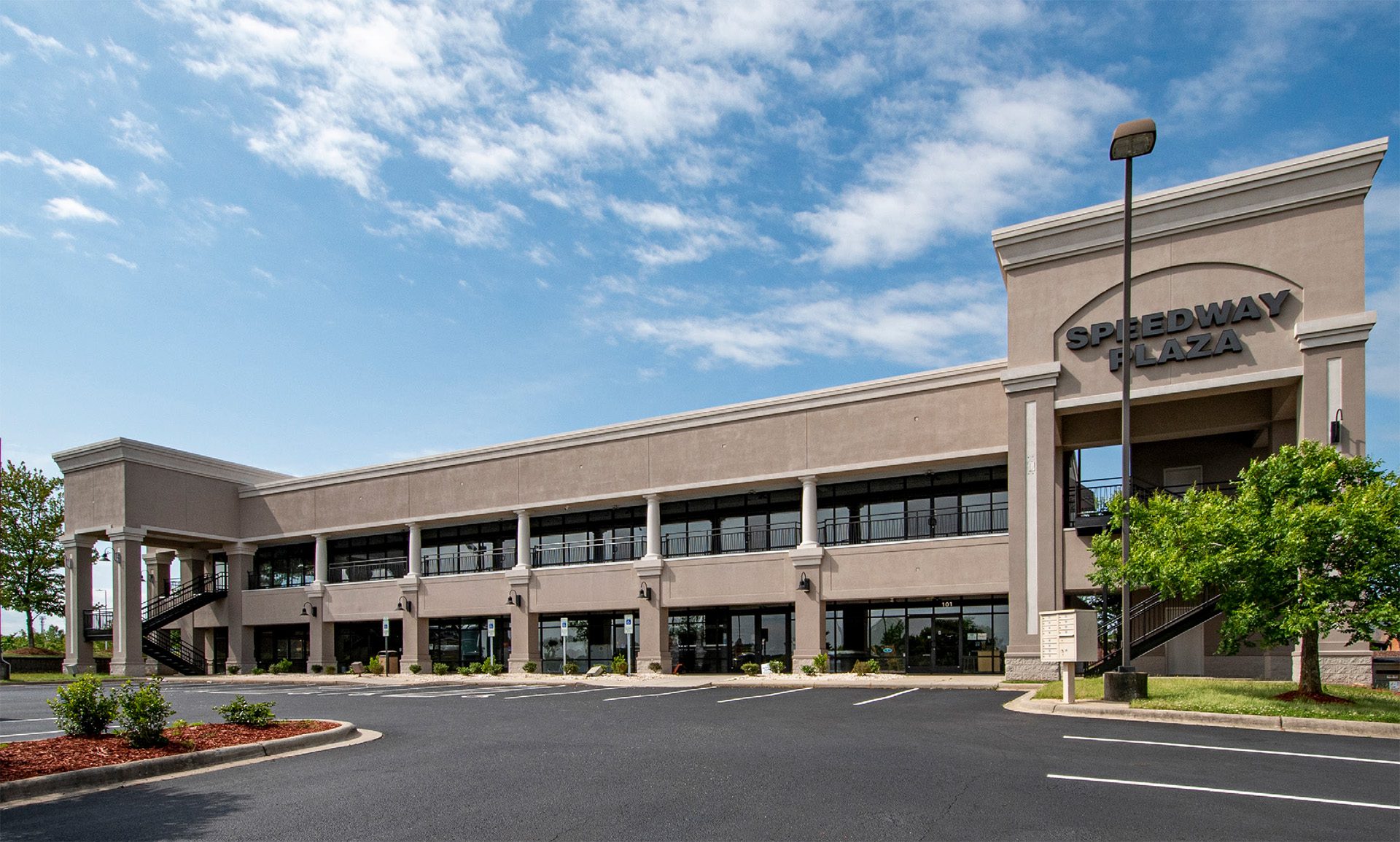 Speedway Plaza 2-story commercial building exterior