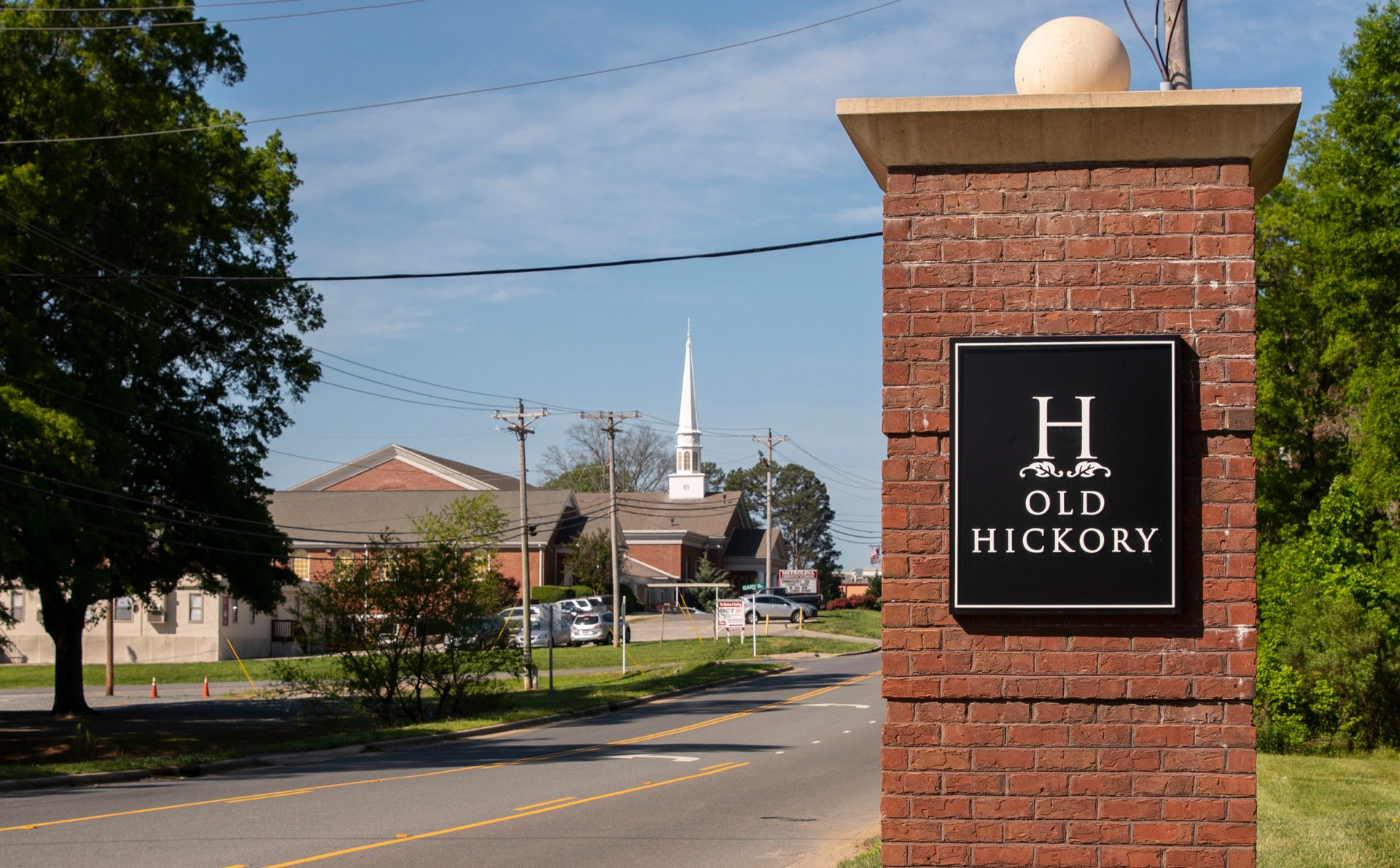 Old Hickory column sign brick