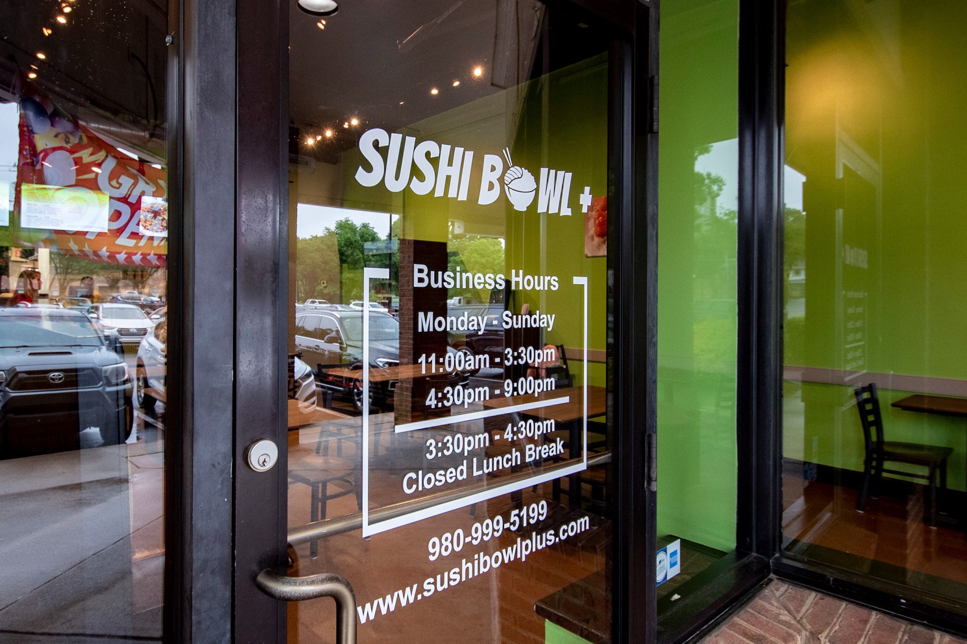 Sushi-Bowl+_entrance-door-hours-web