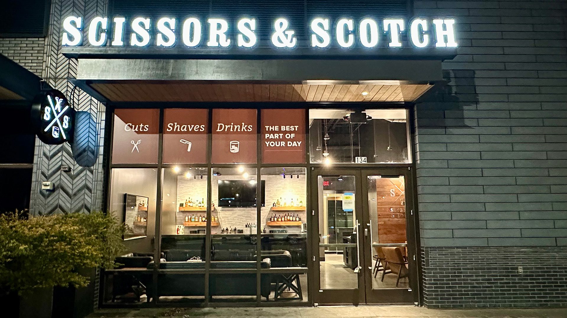 Scissors & Scotch storefront in Uptown Charlotte