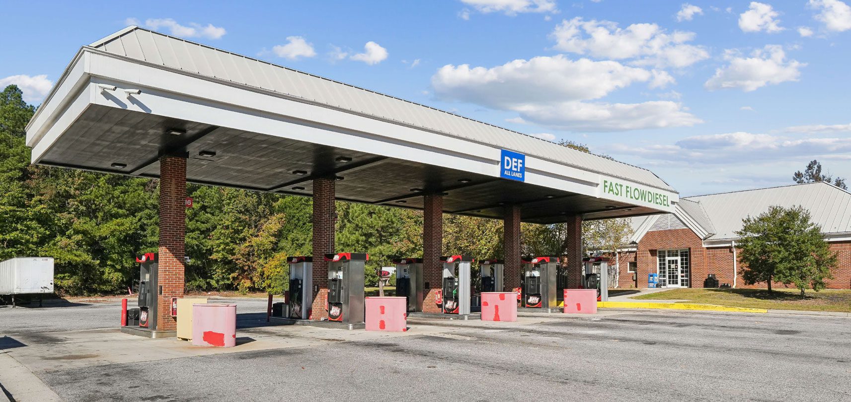 Shell Gas station/Truck Stop in Chester, VA