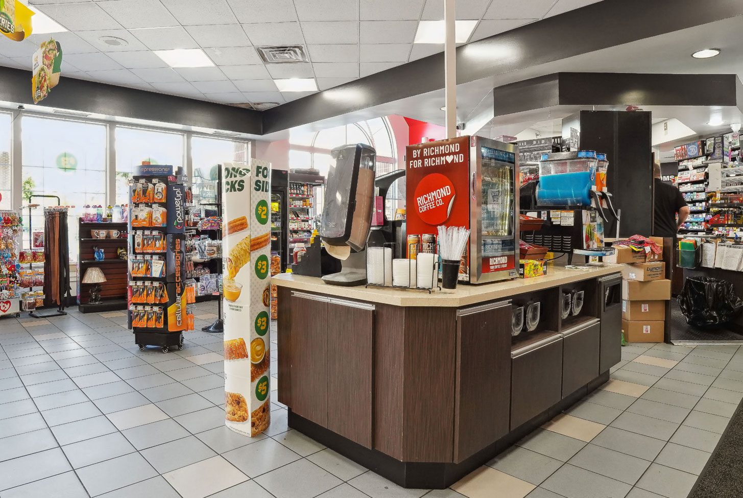 Shell Gas station/Jiffy Mart Convenience Store in Chester, VA