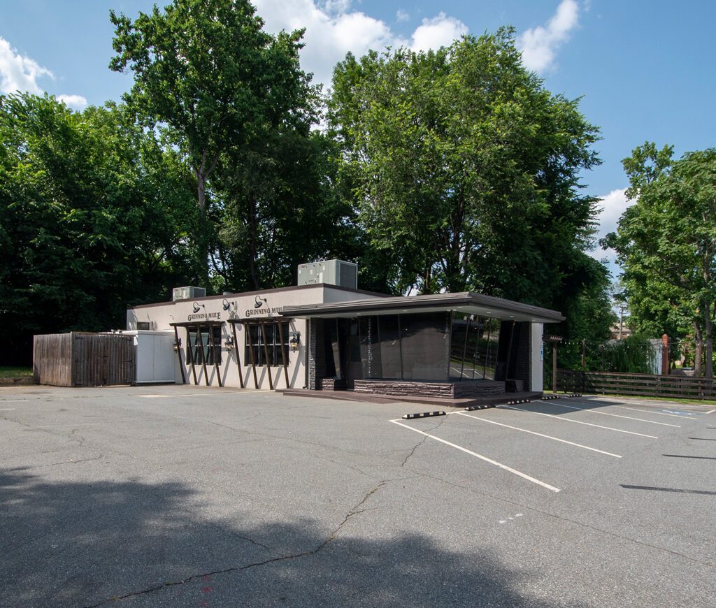 1109 Morningside Dr Exterior