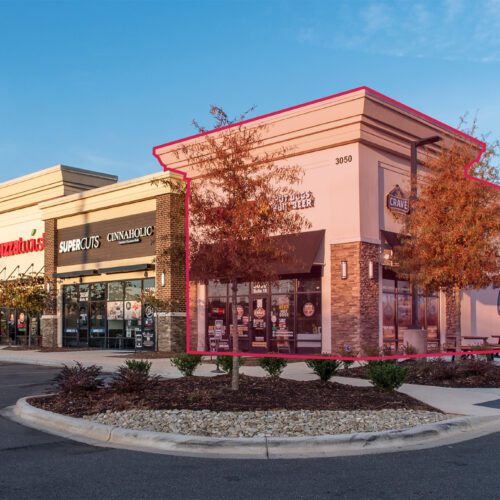 Shops on Derita available endcap space Concord