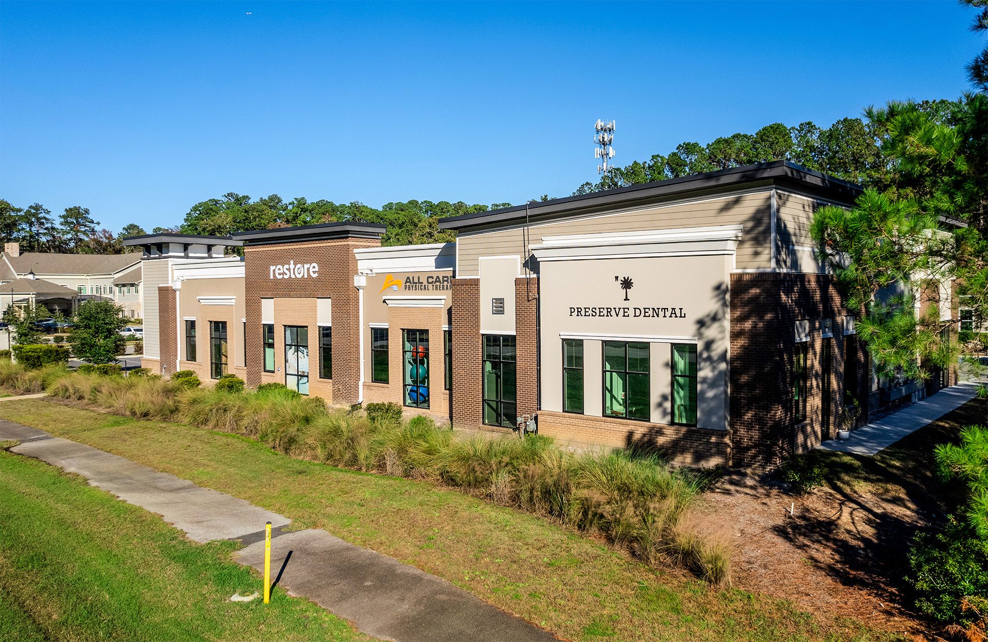 Tupelo Commons retail building