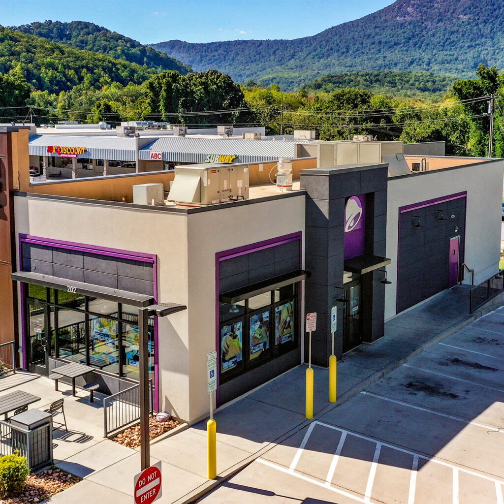 Taco Bell restaurant in Columbus North Carolina exterior