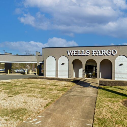 2610 W. Sugar Creek Rd Exterior