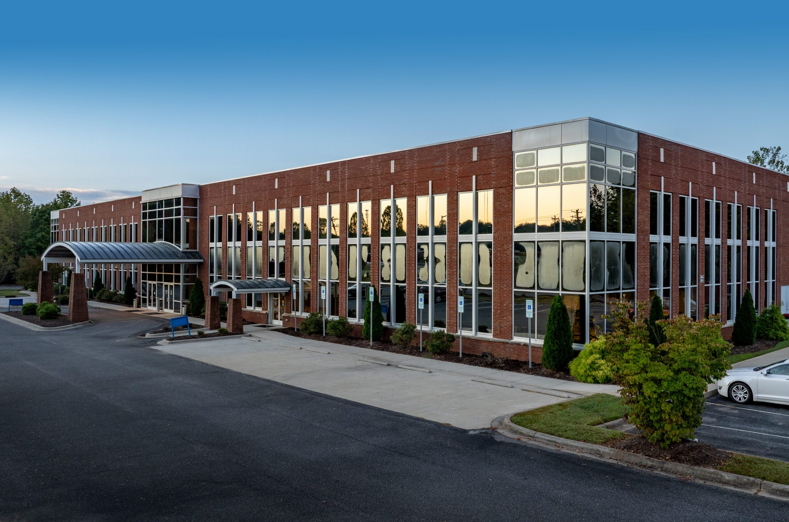 2660 Tate Boulevard building exterior MOB brick